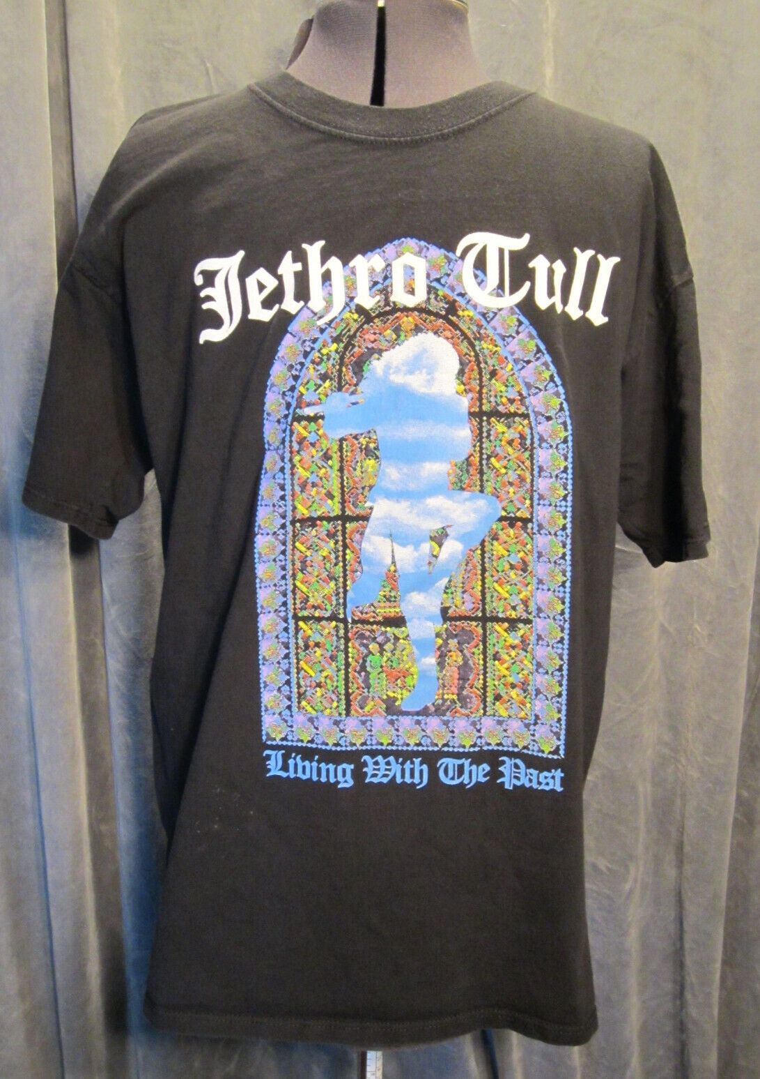 Jethro Tull Tee Shirt Living With The Past 2002 Tour Black Short Sleeve Large