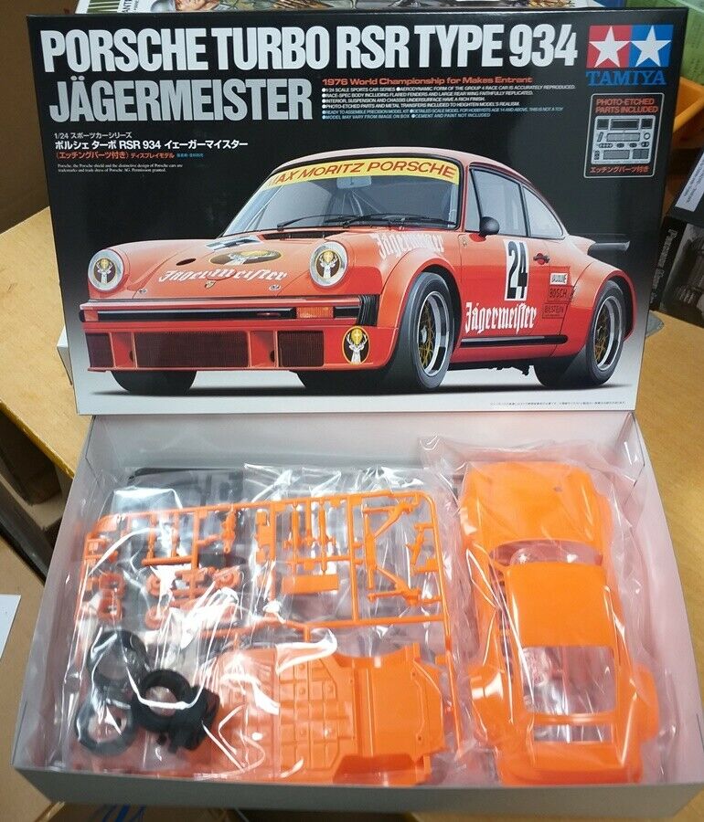 Porsche Turbo Rsr Type 934 Jägermeister Tamiya 1/24 Plastic Model Kit 24328